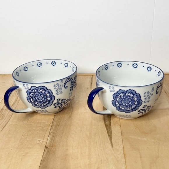 Yokohama Stufio Hand Painted Large Mugs Blue Floral Print Set of 2 - Picture 1 of 11